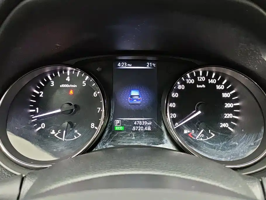Nissan Qashqai — миниатюра 14