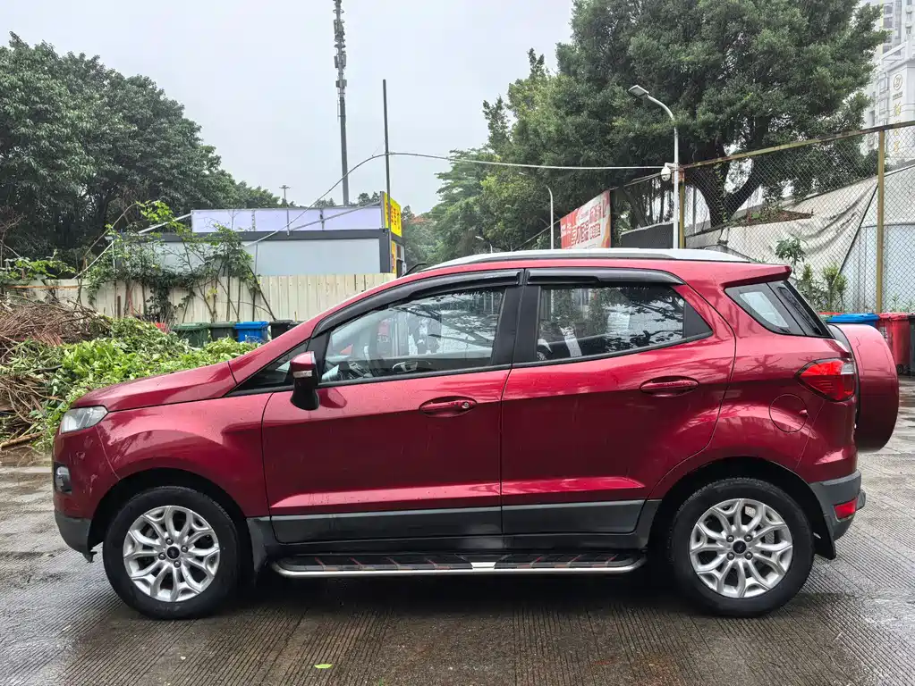 Ford EcoSport 2013 1.5L AT Luxury