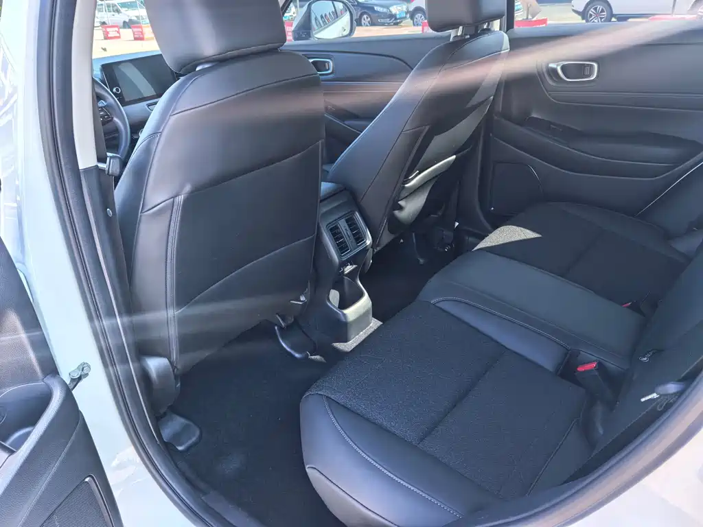 Honda Vezel — миниатюра 8