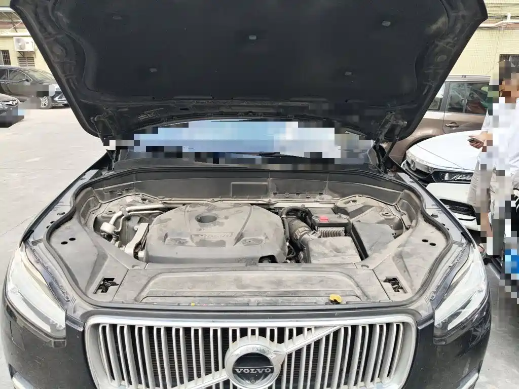 Volvo XC90 — миниатюра 11