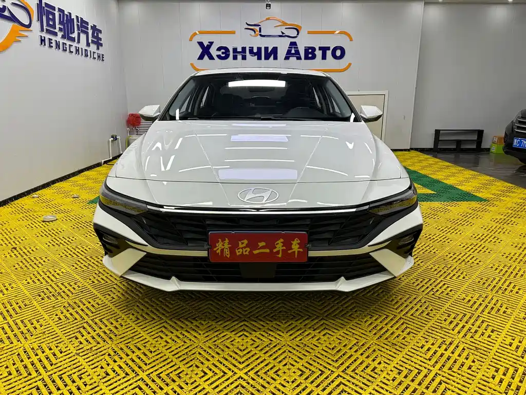 Hyundai Elantra — миниатюра 2