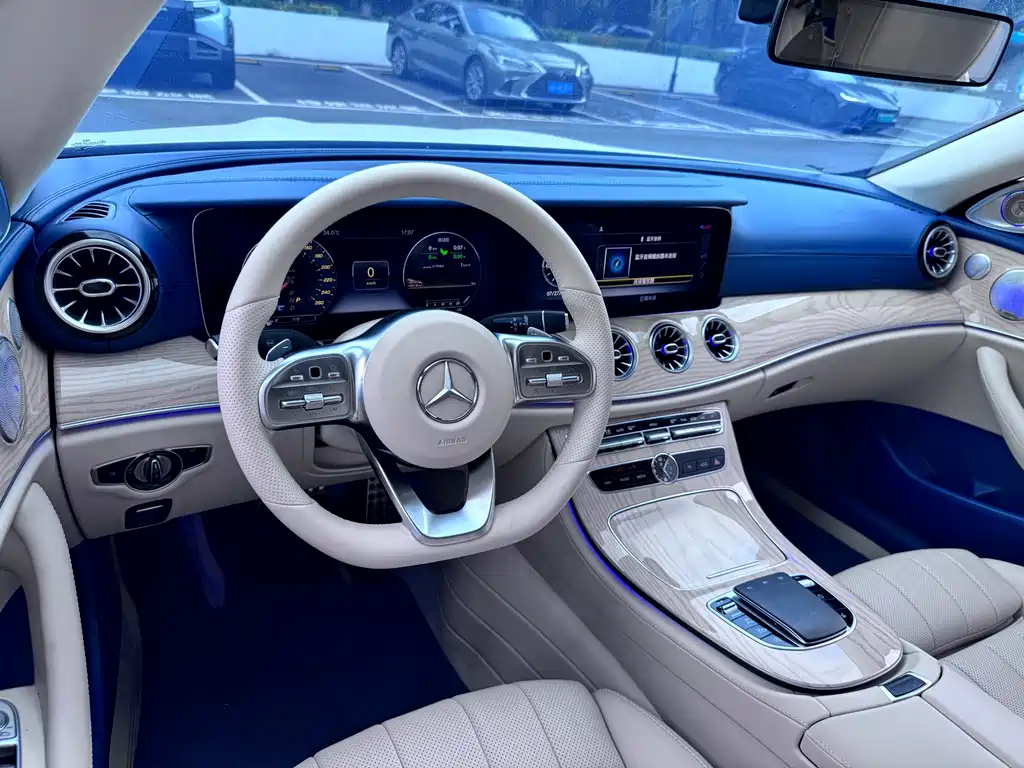 Mercedes-Benz E-Class (Import) — миниатюра 14