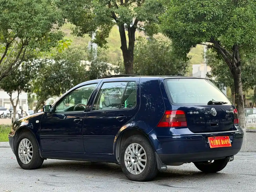 Volkswagen Golf — миниатюра 4