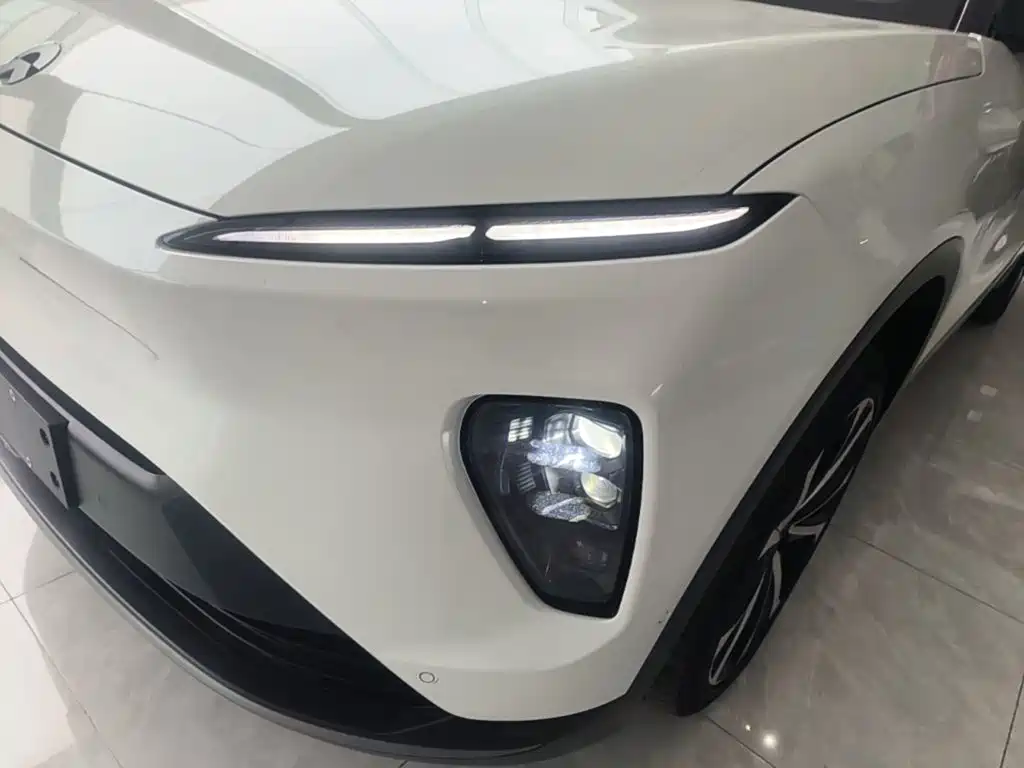 NIO ES8 — миниатюра 24