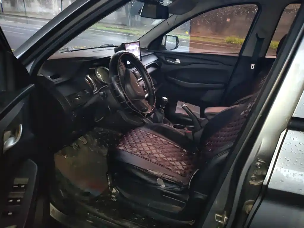 Wuling Hongguang S3 — миниатюра 11