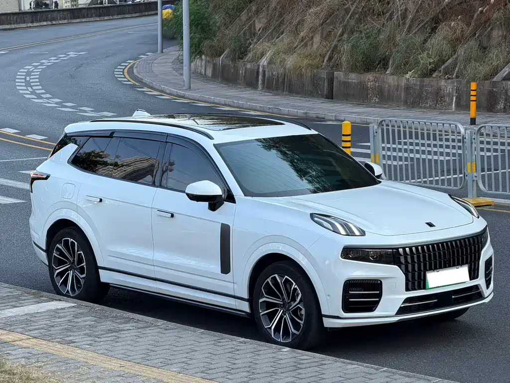 Lynk & Co 09 EM-P — миниатюра 6