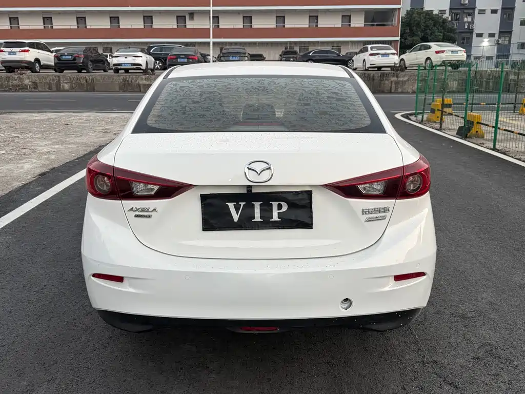 MAZDA 3 ANGKESAILA