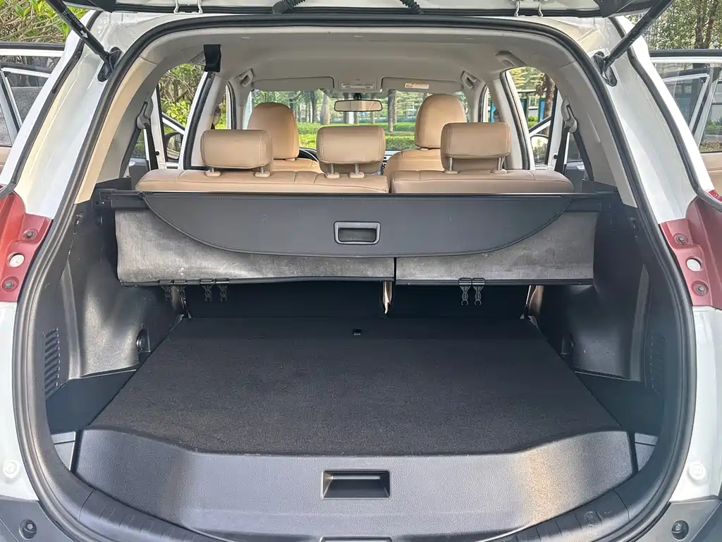 Toyota RAV4 — миниатюра 16