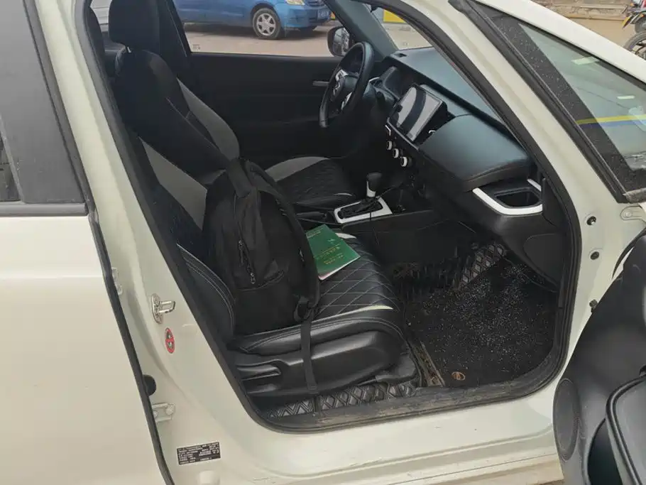 Honda Fit — миниатюра 8