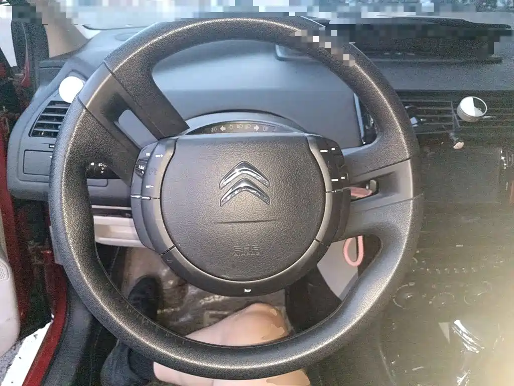 Citroen C-Quatre — миниатюра 6