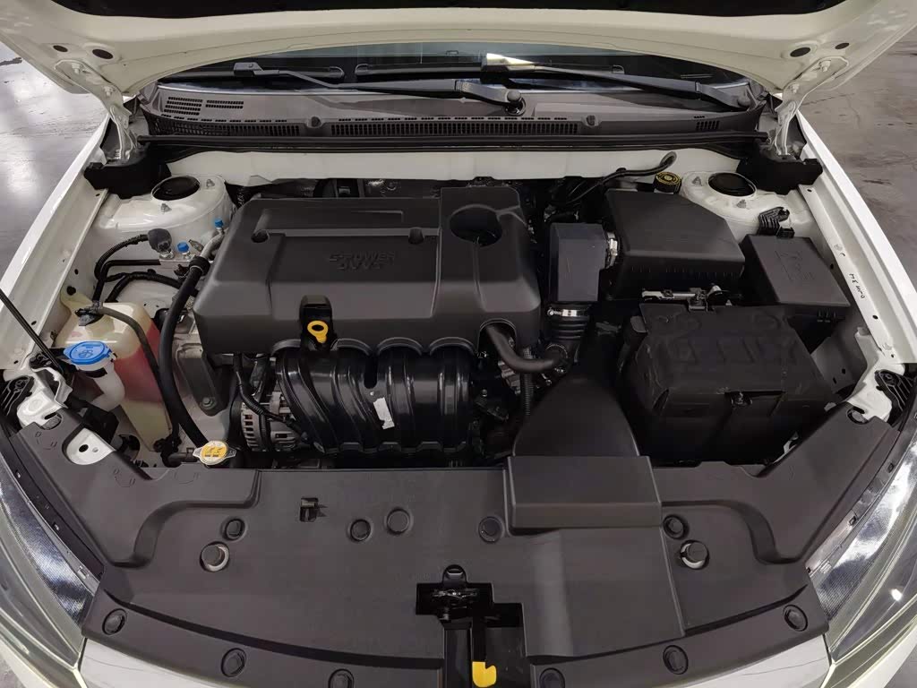 Geely Emgrand 1.5 л 2022 г. Белый, пробег 36500 км
