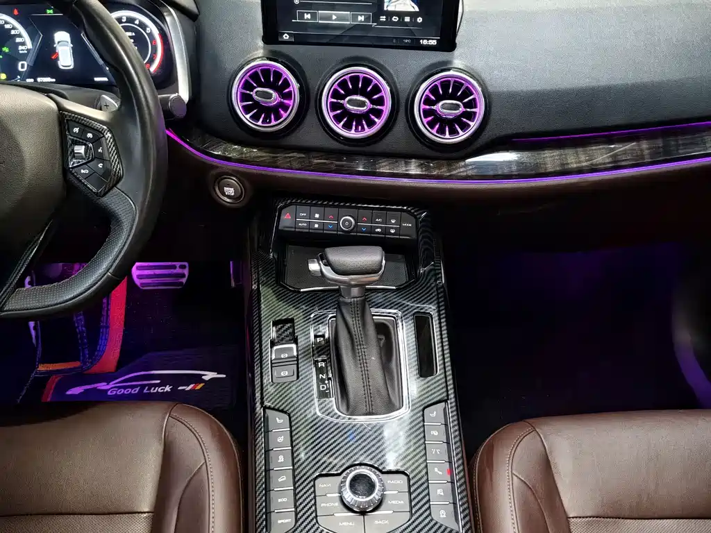 Wey Wey VV5 — миниатюра 10
