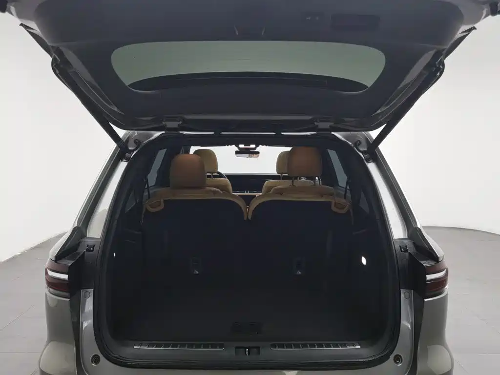 Li Auto Li ONE — миниатюра 16