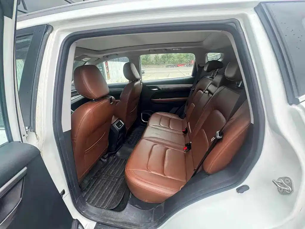 Geely Vision X6 — миниатюра 7