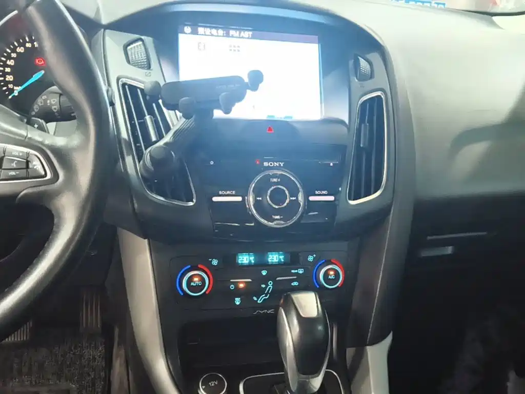 Ford Focus — миниатюра 13
