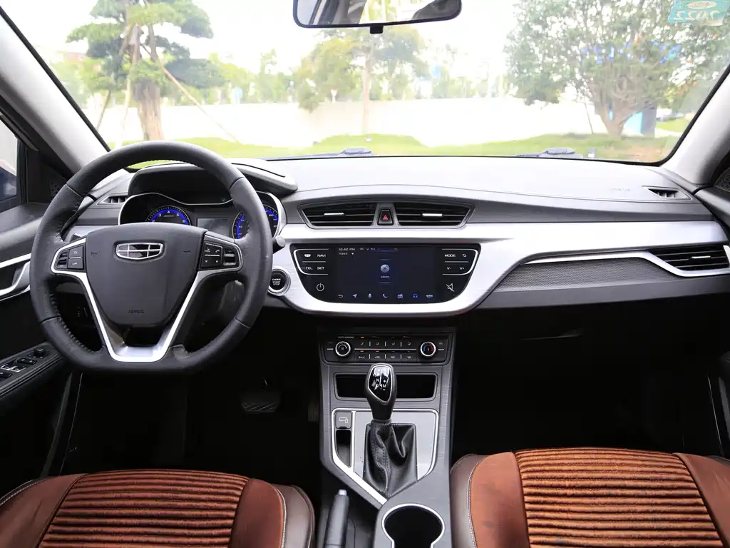 Geely Vision — миниатюра 4