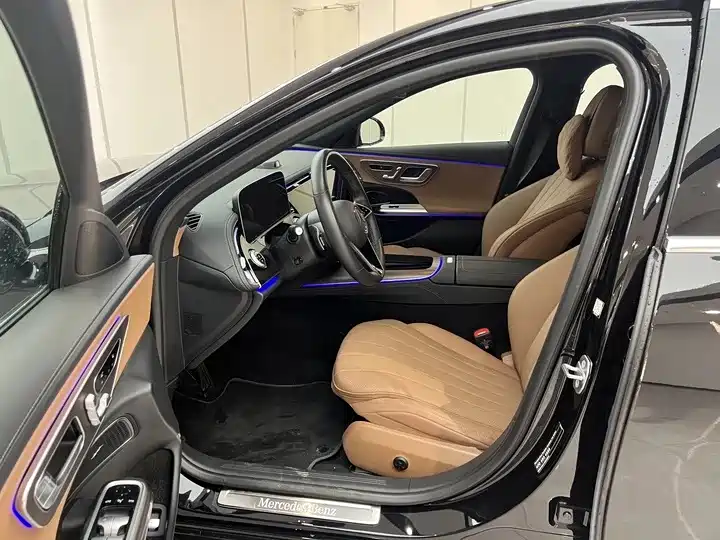 Mercedes-Benz E-Class E 2024 E 350 e L