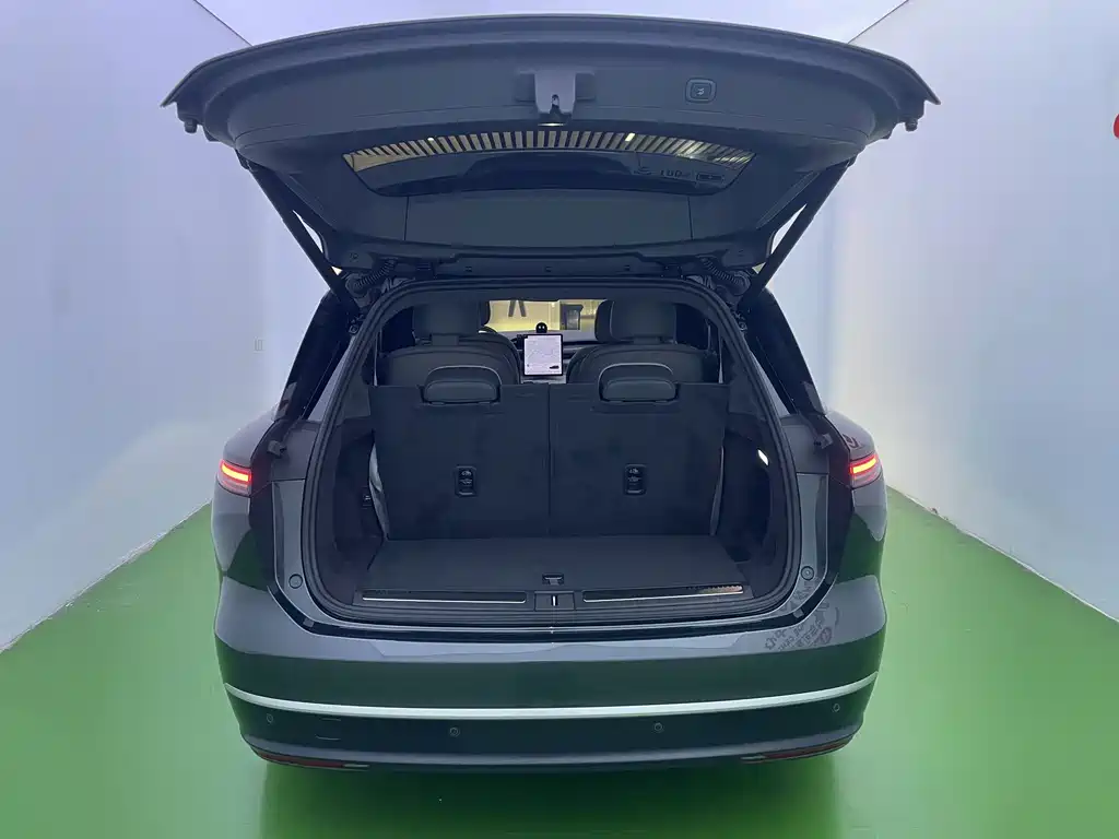 NIO ES8 — миниатюра 25