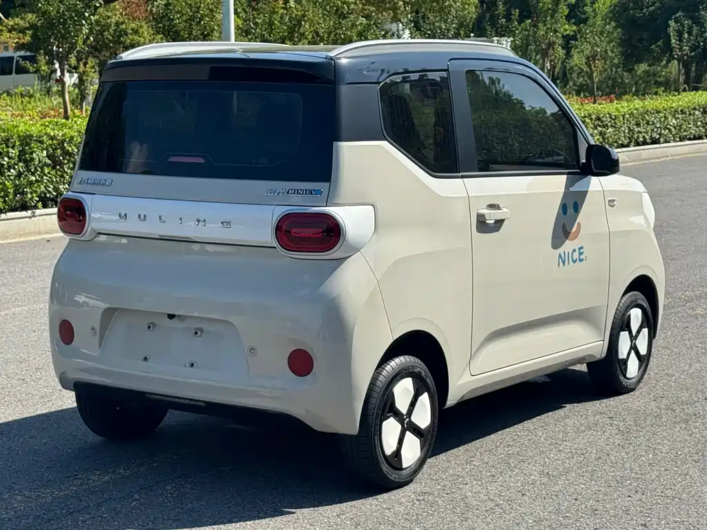 Wuling MINIEV — миниатюра 15