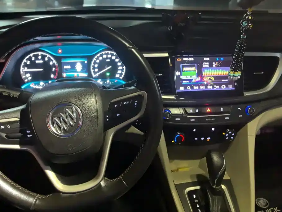Buick Excelle — миниатюра 12