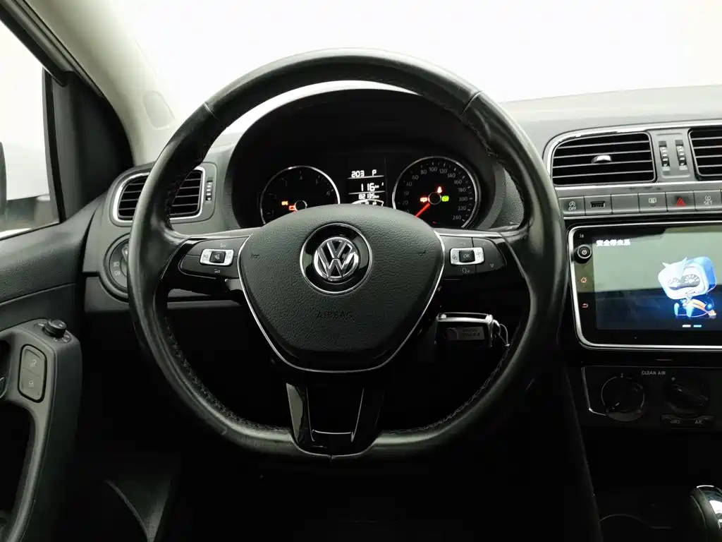 Volkswagen Polo — миниатюра 11