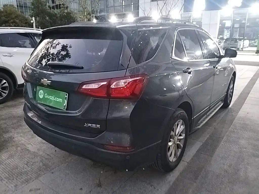 Chevrolet Equinox — миниатюра 7