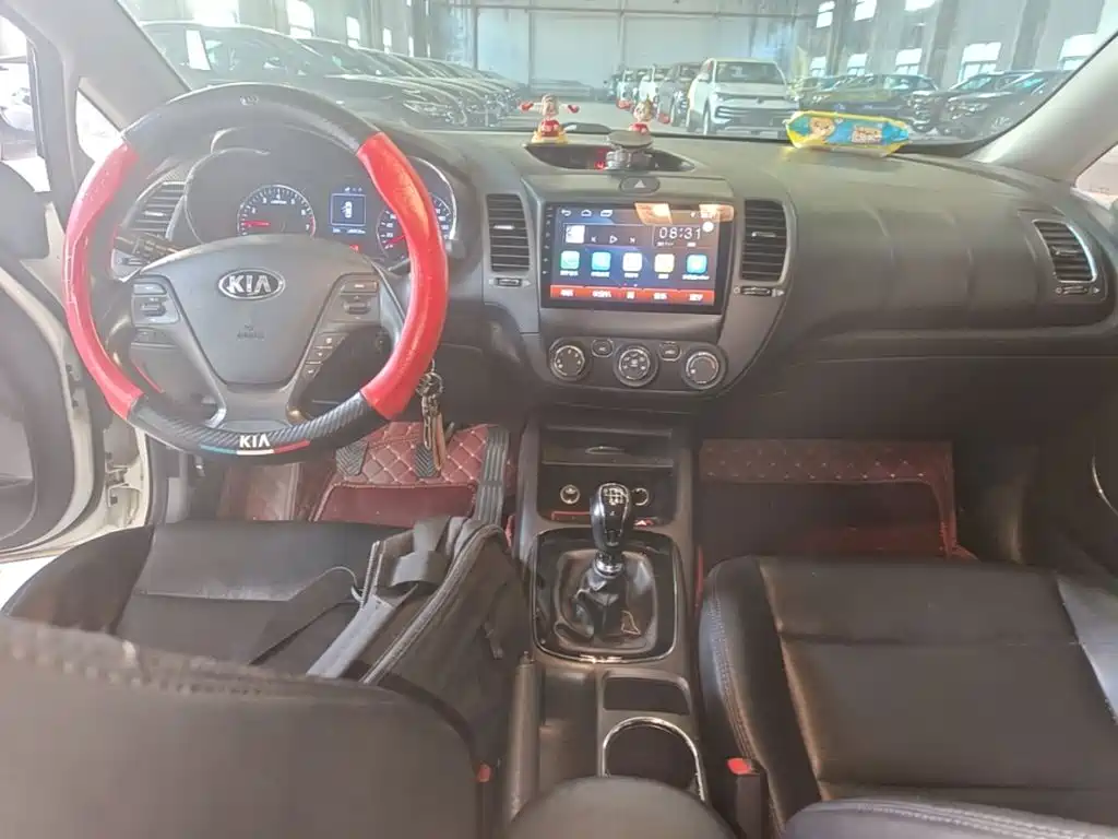 Kia K3 — миниатюра 10
