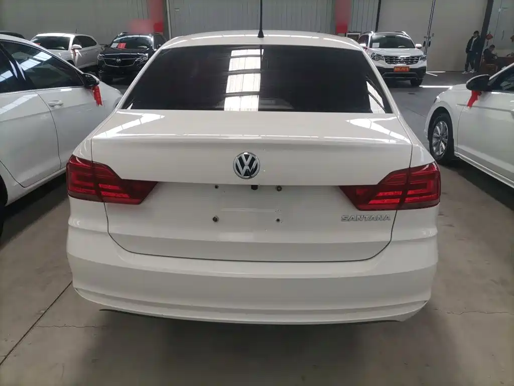 Volkswagen Santana — миниатюра 6