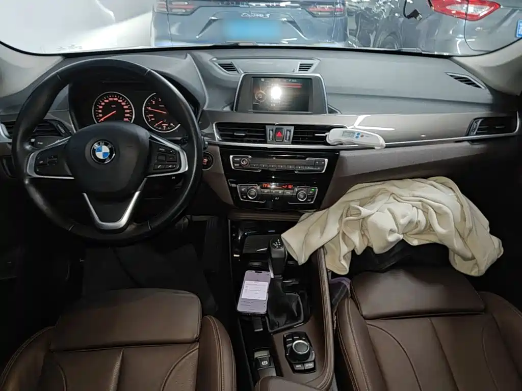 BMW X1 — миниатюра 10