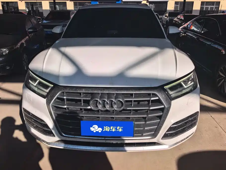 Audi Q5L — миниатюра 2