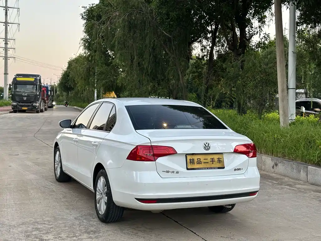 Volkswagen Bora — миниатюра 7