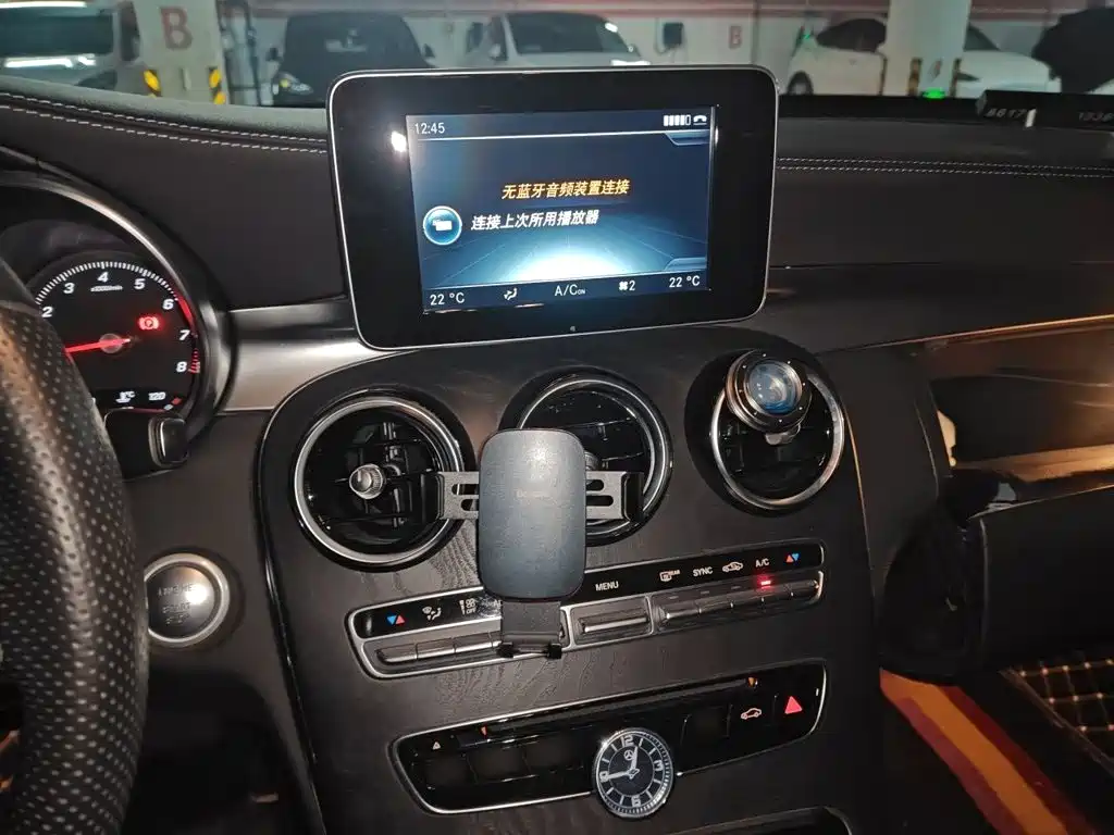 Mercedes-Benz C-Class — миниатюра 6