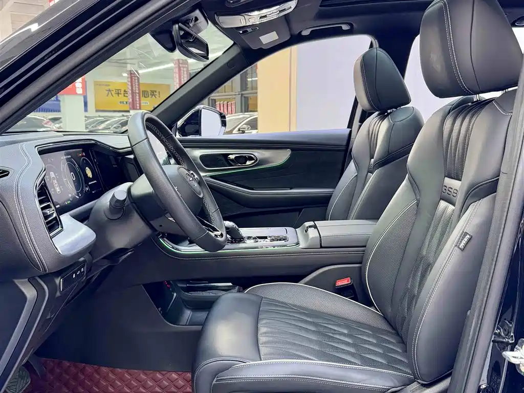 GAC GS8 2022 2.0TM Luxury （ мест）