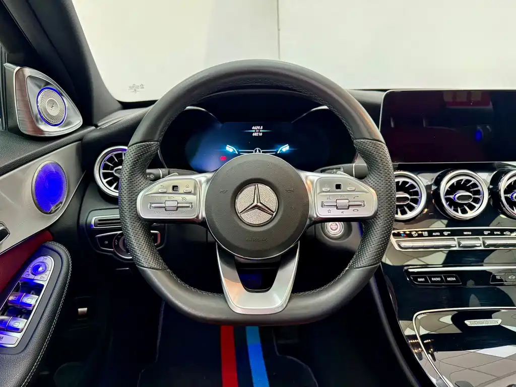 Mercedes-Benz C-Class — миниатюра 14