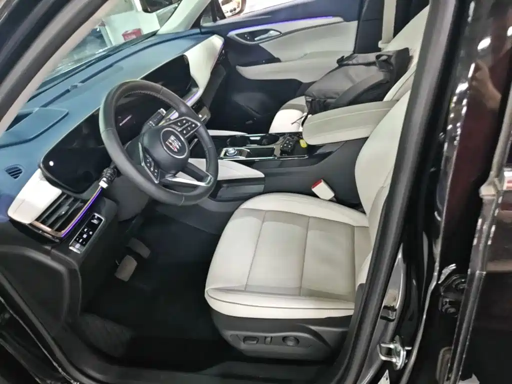 Buick Envision Plus — миниатюра 15