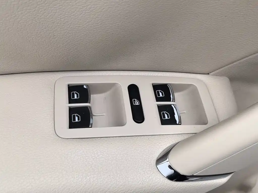 Volkswagen Passat — миниатюра 9