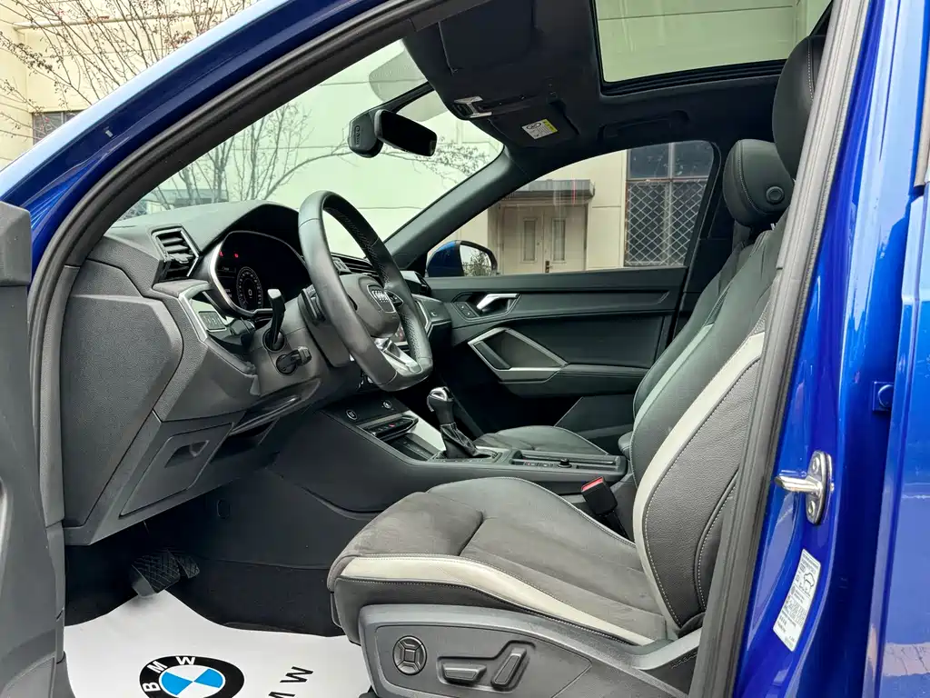 Audi Q3 — миниатюра 12