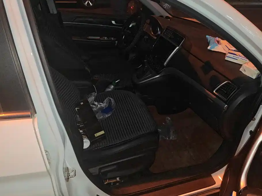 Haval M6 — миниатюра 8