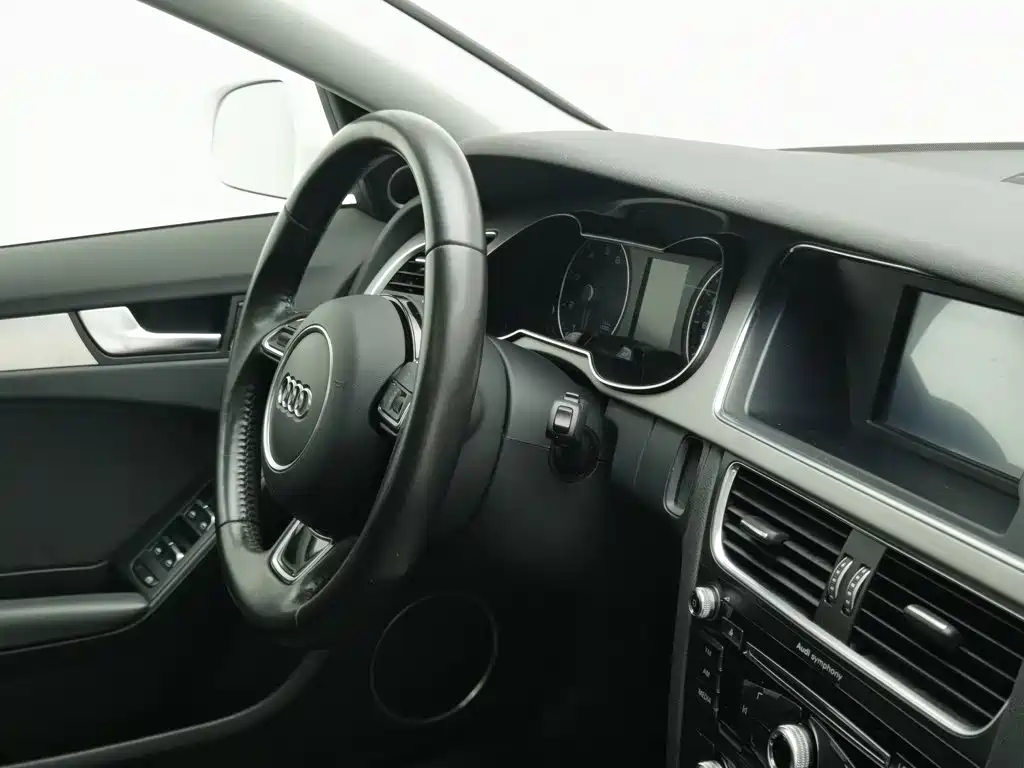 Audi A4L — миниатюра 22