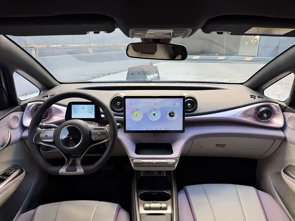 BYD Dolphin — миниатюра 8