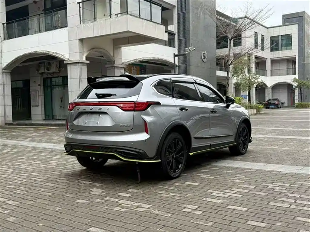 HAVAL RED RABBIT