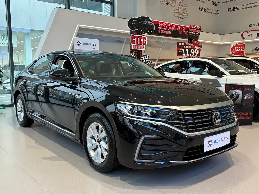 VOLKSWAGEN PASSAT NEW ENERGY