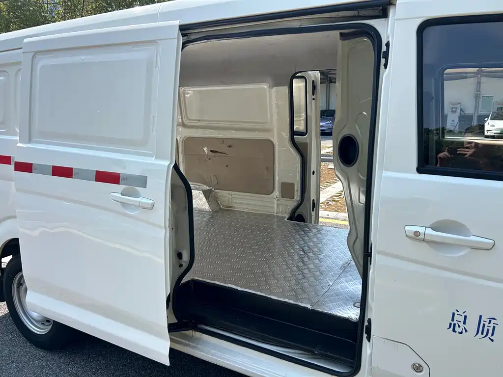 Kuayue Kuayue Star V7 EV — миниатюра 9