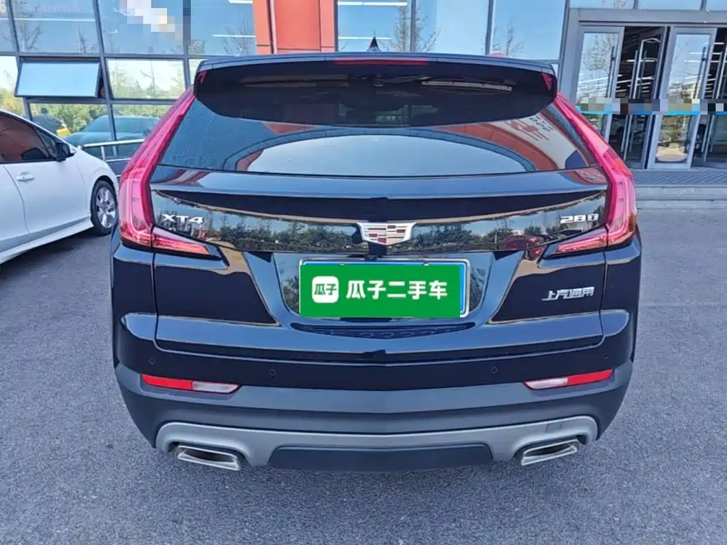 Cadillac XT4 — миниатюра 6