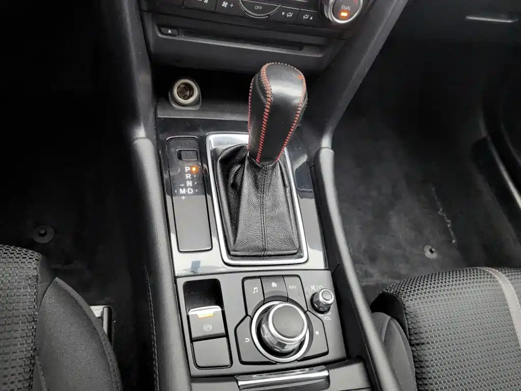 Mazda 3 Axela — миниатюра 13