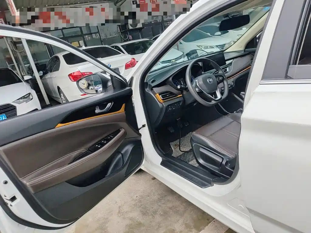 Changan Eado DT — миниатюра 16