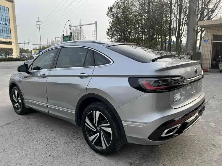 VOLKSWAGEN TIGUAN X