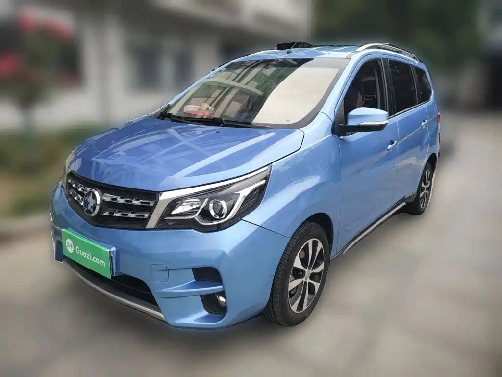 Venucia M50V