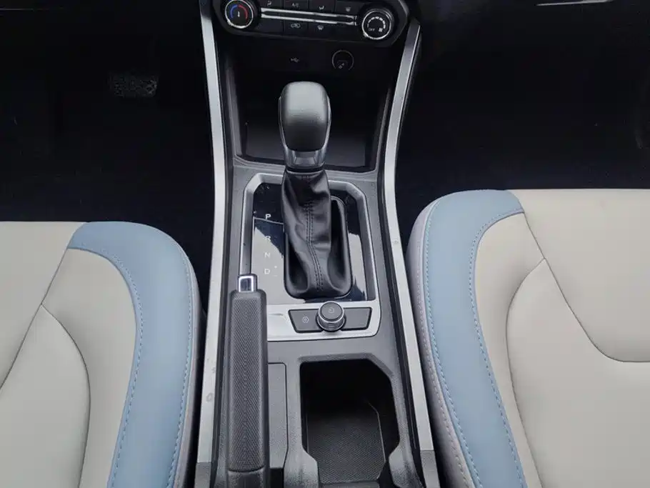 Chery Tiggo 3x — миниатюра 16