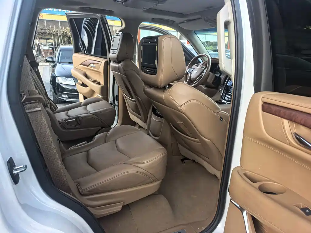 CADILLAC ESCALADE ESCALADE